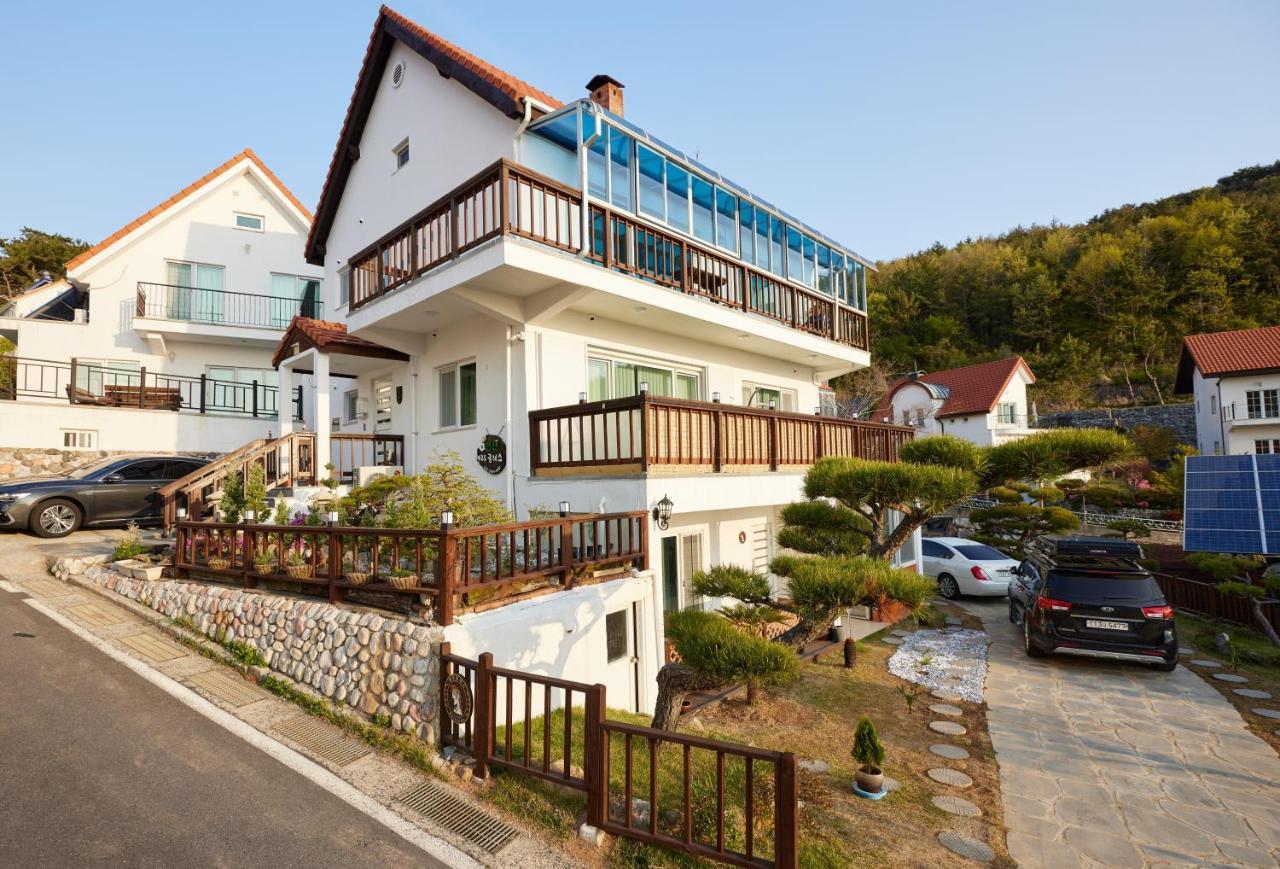 Herkules Namhae German Village Buitenkant foto